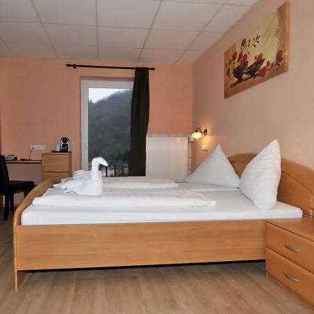 Winzerhaus Gaertner - An Der Loreley 3* 잔크트고아르