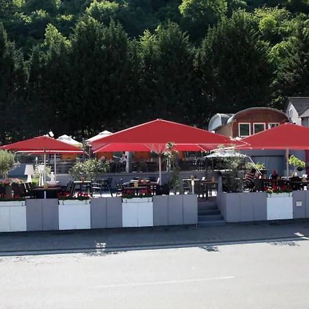 Winzerhaus Gaertner - An Der Loreley 3* סנט גואר